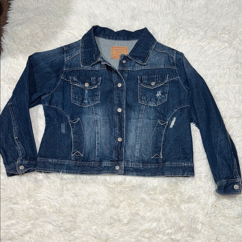 Size 2XL Amethyst Jeans Distressed Classic Blue Denim. Measures 23in pit to pit.